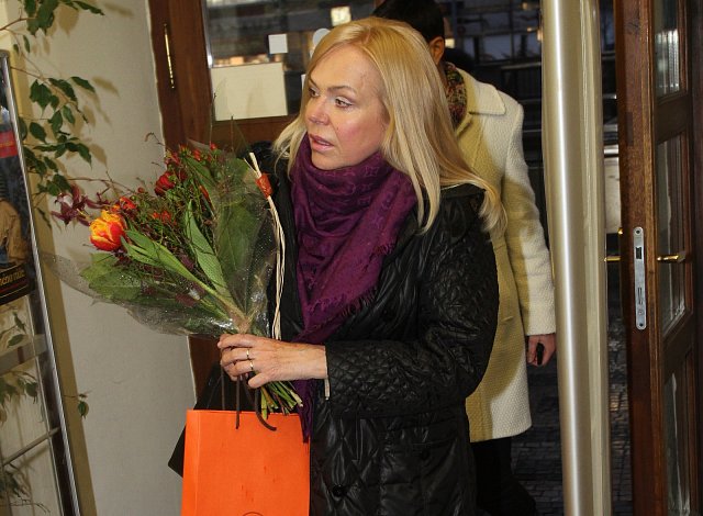 Dagmar Havlová přinesla kytici a za minutu byla zase pryč