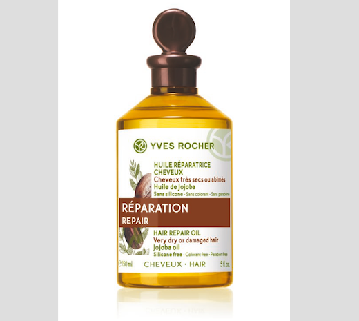 Regenerační olej na poškozené vlasy, vhodný i jako péče pro vaše vlasy během léta, Yves Rocher, cena 189 Kč.