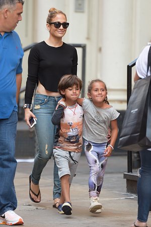 Měly děti Jennifer Lopez jenom světlou chvilku? - Story