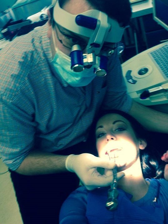 Agáta "vysílala" na Facebooku svou návštěvu zubaře přímým přenosem