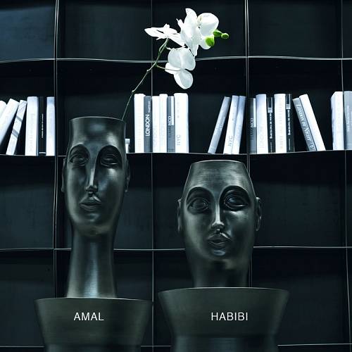 Keramické sochy Amal a Habibi