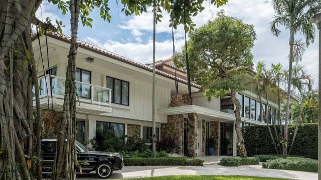 Joe Jonas a Sophie Turner prodávají luxusní dům v Miami