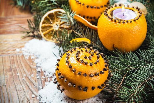 Voňavé zimní dekorace z citrusových plodů