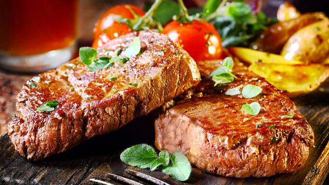 Steak s bylinkami