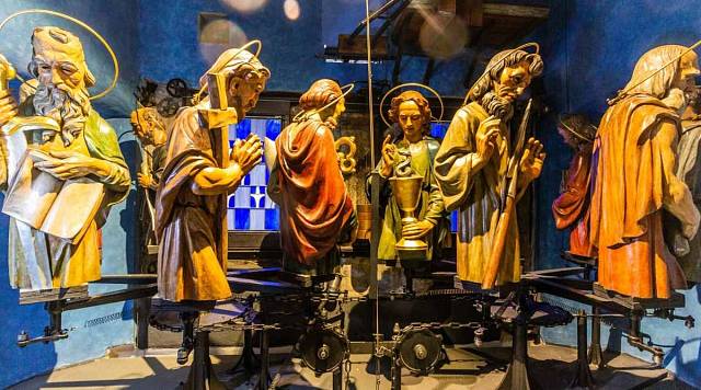 Praha: Staroměstský orloj, figury apoštolů