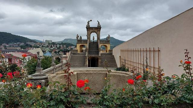 Zámek Děčín – restaurování glorietu v Růžové zahradě