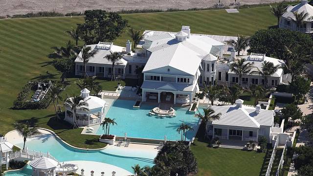 Celine Dion prodává dům na Floridě. Zatím neúspěšně!