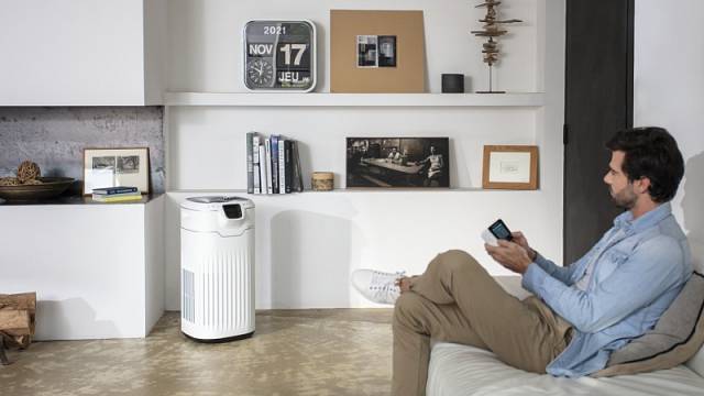 istička vzduchu Rowenta Pure Home (PU8080) dokáže v reálném čase sledovat čistotu vzduchu v jakékoliv místnosti u vás doma, cena 15 499 Kč.