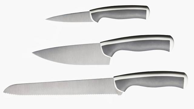Nože Ändlig mají rukojeť z plastu a gumy, čepel z nerez oceli, cena za sadu 169 Kč.