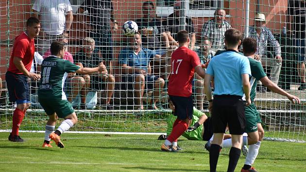 Sport fotbal I.B třída Pokratice - Junior Děčín 5:3