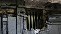Zájemci o nelegální procházku podzemím nacistické továrny Richard mají smůlu. Terezínský památník, pod něhož vstup a několik desítek metrů v podzemí patří, po několika letech uzavřel jediný veřejně dostupný vchod.