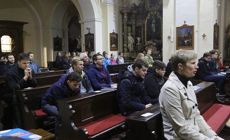 Litoměřice, církev, diecézní setkání mládeže, stínové divadlo