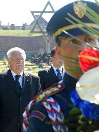 Prezident Václav Klaus na Terezínské tryzně