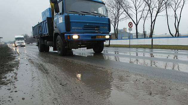 Čtvrteční situace u Lovochemie.