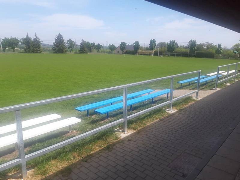 Fotbalisté v Čížkovicích renovovali areál.