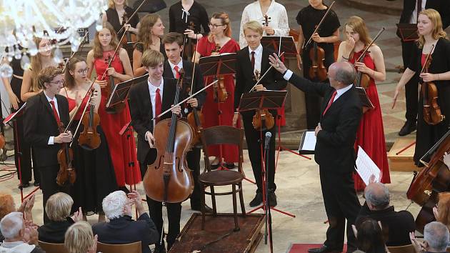 V kostele v Konojedech se rozezněla hudba. V pátek 4. srpna se konal benefiční koncert Haydn Youth String Orchestra.