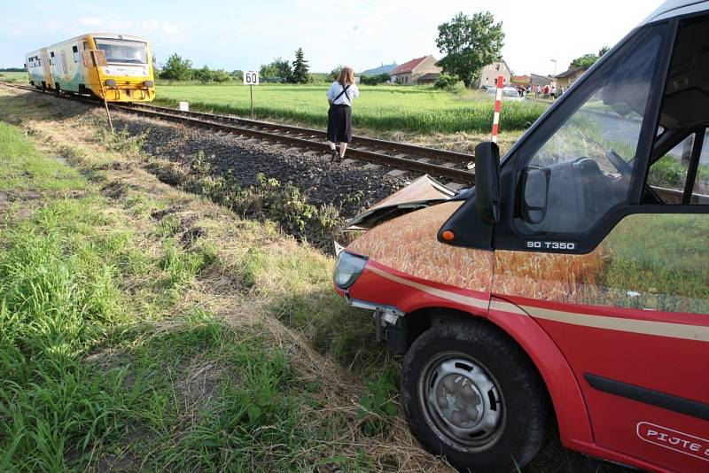 Střet vlaku a dodávky u Úpohlav