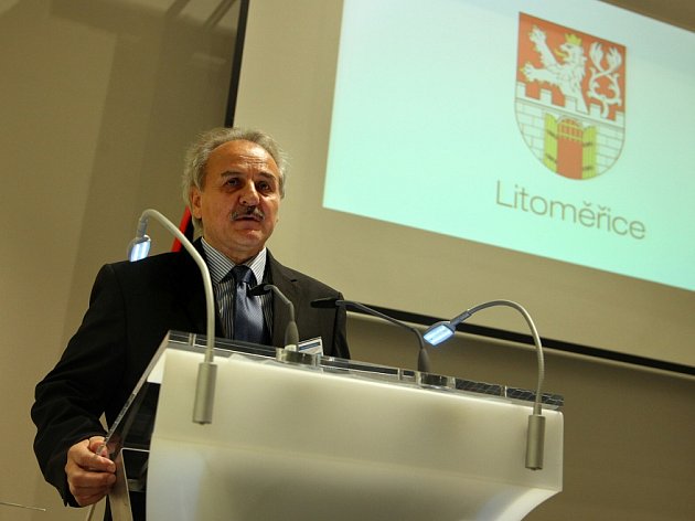 Starosta Ladislav Chlupáč na Konferenci o česko-německém vzpomínání pro budoucnost v Litoměřicích