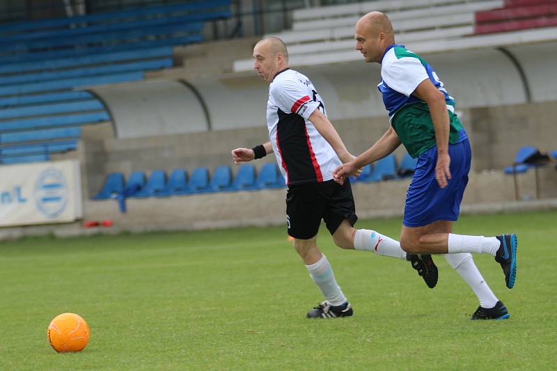 Zaměstnanecká liga Deníku: čtvrtý semifinalový turnaj druhého ročníku hostil sportovní areál Pod Lipou v Roudnici nad Labem.