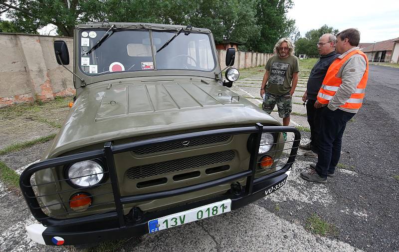 V sobotu a v neděli dopoledne proběhla v Terezíně technická testace autoveteránů.