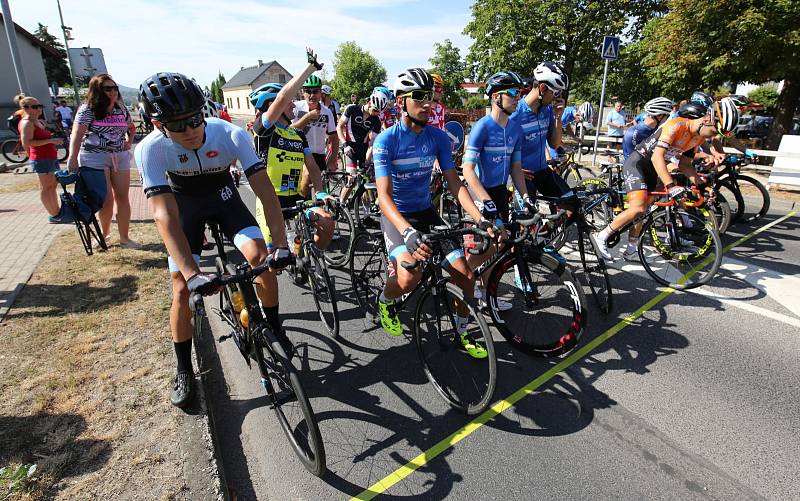 Cyklistický závod Memoriál Vladimíra Urbana staršího ve Vědomicích