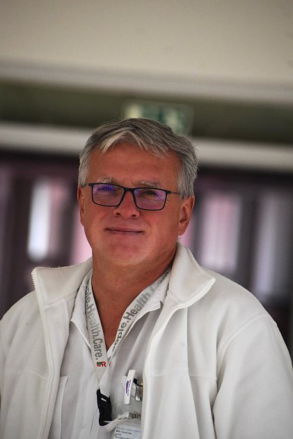 Chirurg Libor Dostál