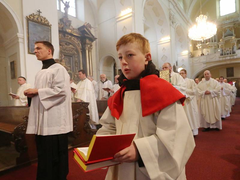 Missa chrismatis v katedrále sv. Štěpána v Litoměřicích.