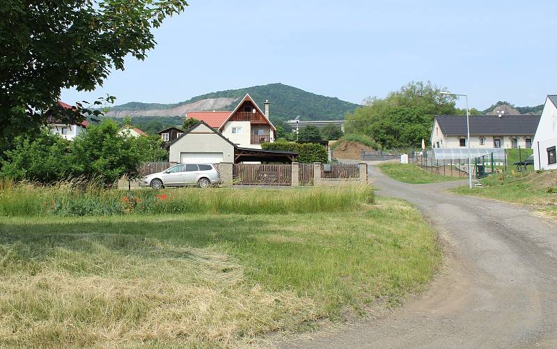 Prackovice nad Labem.