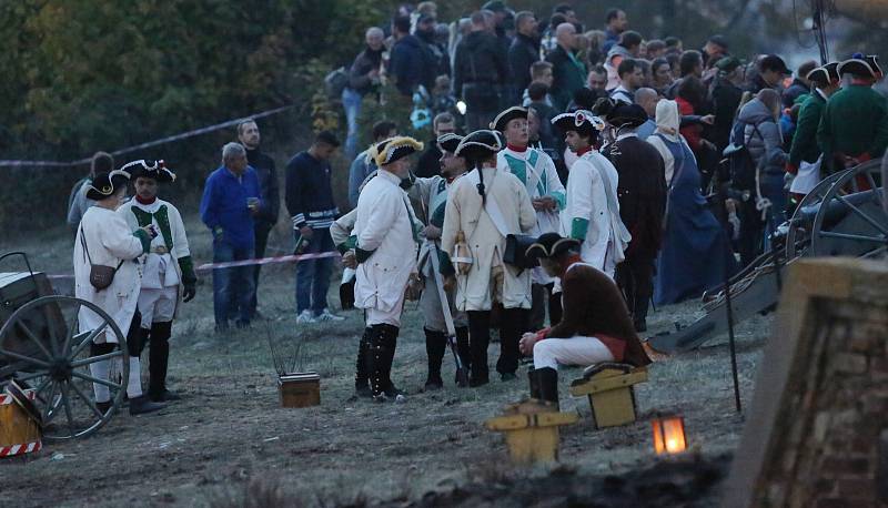 Josefínské slavnosti proměnily Terezín v jedno lidské mraveniště.