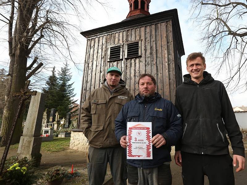 Zvonice v Třebenicích byla oceněna Cechem klempířů, pokrývačů a tesařů ČR, a to 3. místem v celorepublikové soutěži o nejlepší tesařské dílo roku 2015. 