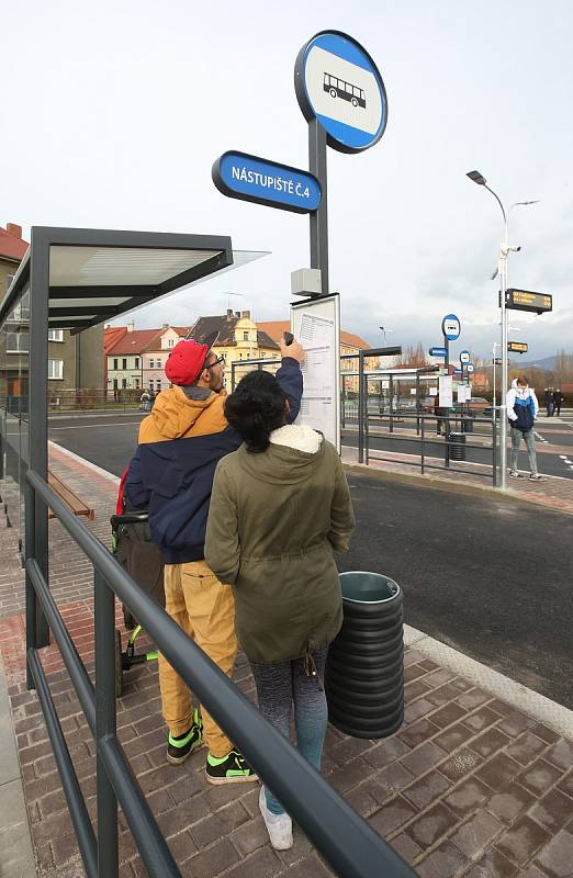 Lovosice se dočkaly nového autobusového nádraží.