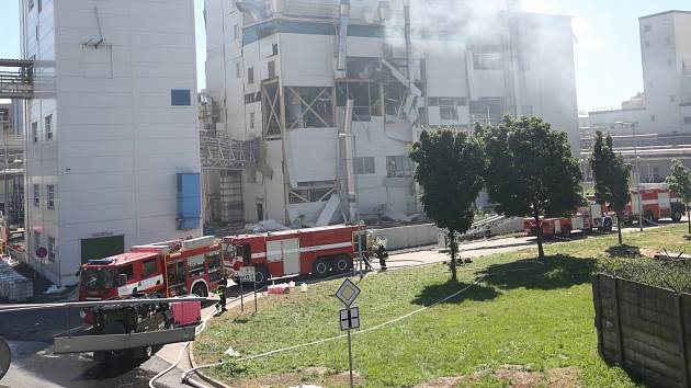 V chemickém provozu Preol v Lovosicích došlo k výbuchu.