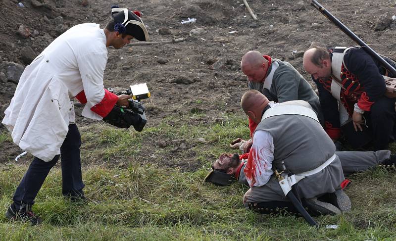 Průběh sobotních Josefínských slavností v Terezíně - od příprav po odpolední a večerní bitvu