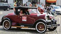 Severem Čech se prohnala historická vozidla v rámci závodu Oldtimer Bohemia rally. Jedna ze zastávek byla v Litoměřice.