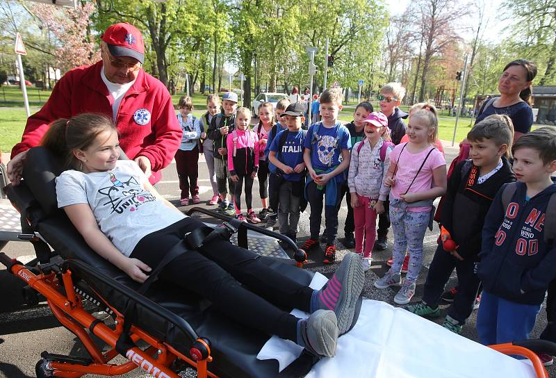 Na dopravním hřišti proběhla tradiční akce složek IZS pro základní školy.