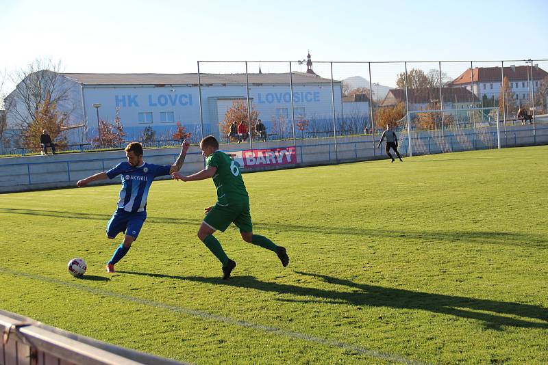 Lovosice (v modrém) - Žatec (v zeleném), KP