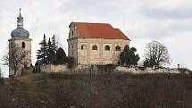 Kostel Nejsvětější Trojice v Zahořanech na Litoměřicku. Archivní foto