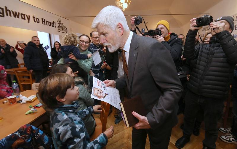 Prezidentský kandidát Petr Pavel doma v Černoučku. Pátek 27. ledna