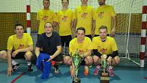 Božkov team Horní Počáply s trofejí