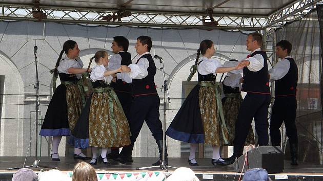 Festival folklórních souborů v Lovosicích, rok 2015.