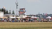 Letecký den Memorial Air Show 2019 v Roudnici nabídl také v neděli pestrý program