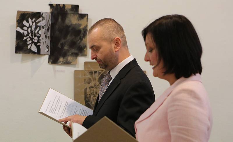 V muzeu ghetta byla zahájena nová výstava s názvem Hnědá kartonová složka - pocta Felixi Blochovi.
