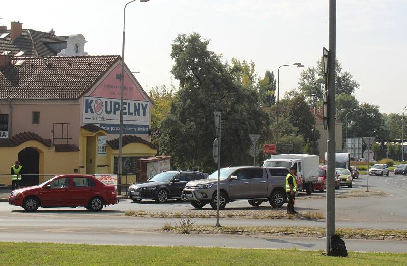 Řidiče čekají při cestě do Litoměřic kvůli veletrhu Zahrada Čech tradiční dopravní komplikace