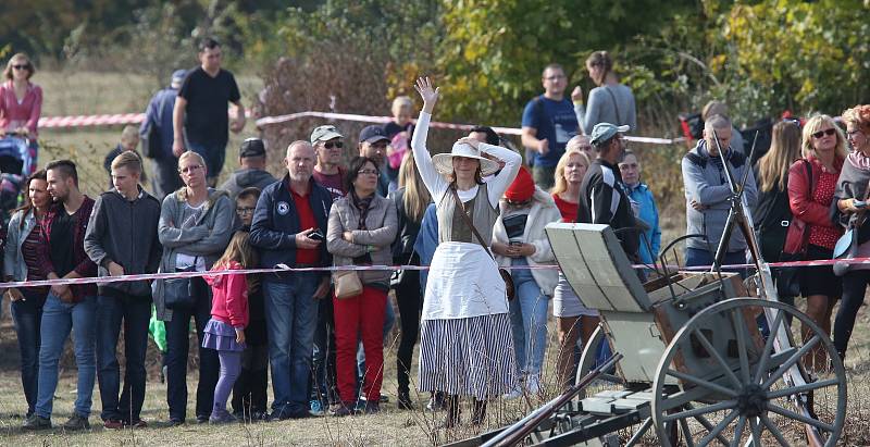 Josefínské slavnosti proměnily Terezín v jedno lidské mraveniště.