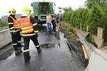 Kuriózní nehoda se stala v úterý 27.6. kolem sedmnácté hodiny v Čížkovicích.