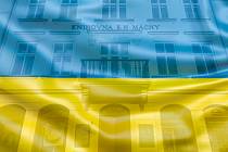 Na litoměřické radnici a knihovně zavlála ve čtvrtek 24. února ukrajinská vlajka