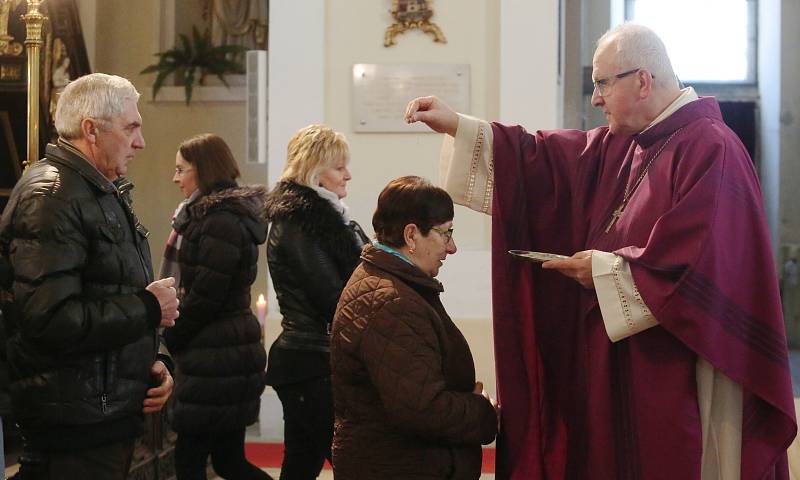 Popeleční středa v litoměřické katedrále sv. Štěpána