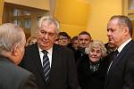 Miloš Zeman a Andrej Kiska v terezínském Muzeu ghetta v lednu 2015