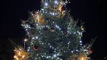 Vánoční strom v Čížkovicích