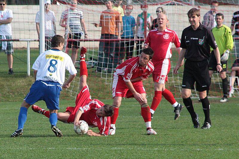 Divizní derby Brozany - Roudnice nad Labem.